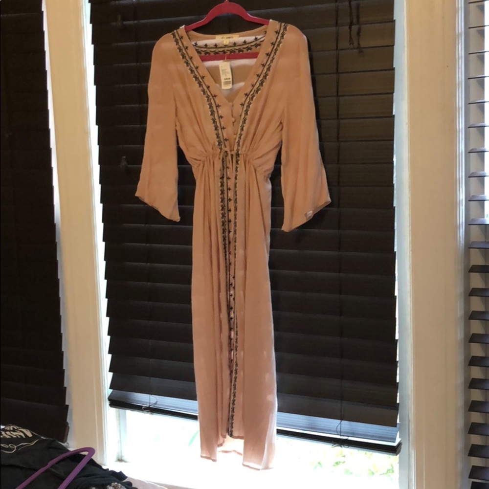 Cute Maxi dress!